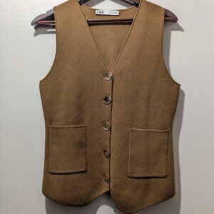Zara knitted vest with accent buttons